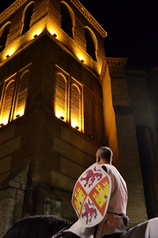 PRIMER PREMIO: para Juan Carlos Pérez Rey por su fotografía de la torre de la Iglesia de San Miguel Arcángel.